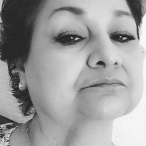 Meet your Posher, Lydia